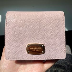 Michael Kors light blush wallet